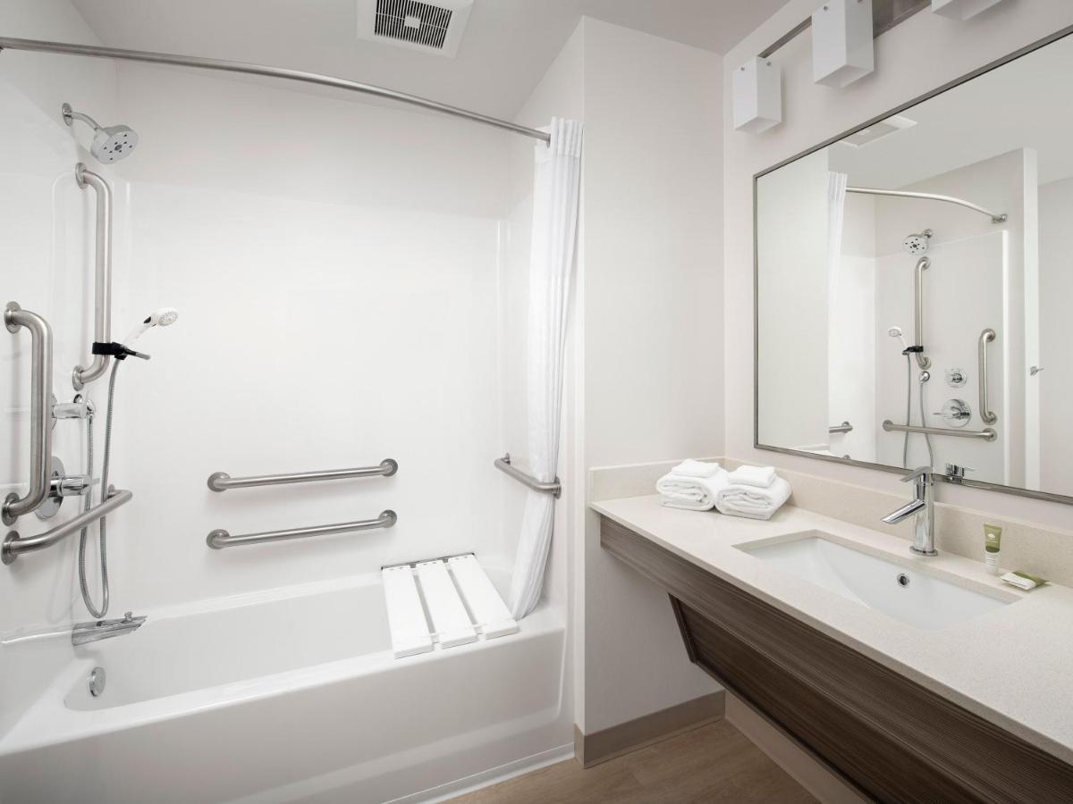 Woodspring Suites Seattle Tukwila Bagian luar foto